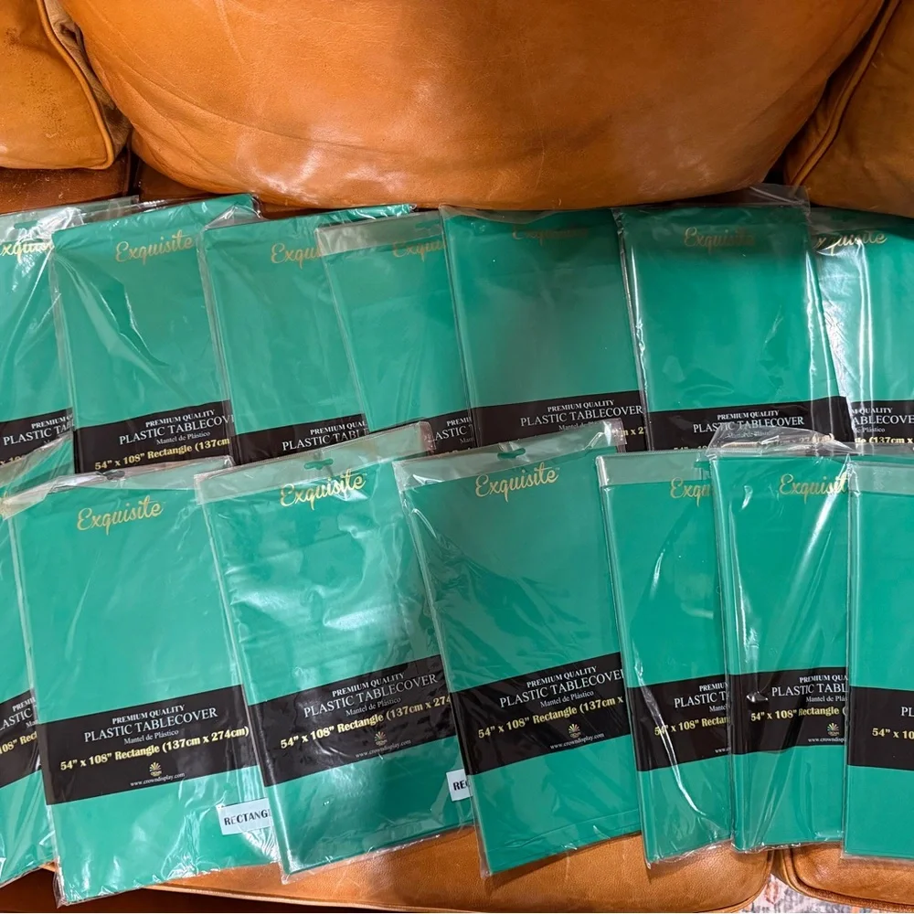 Exquisite Green Plastic Tablecover
